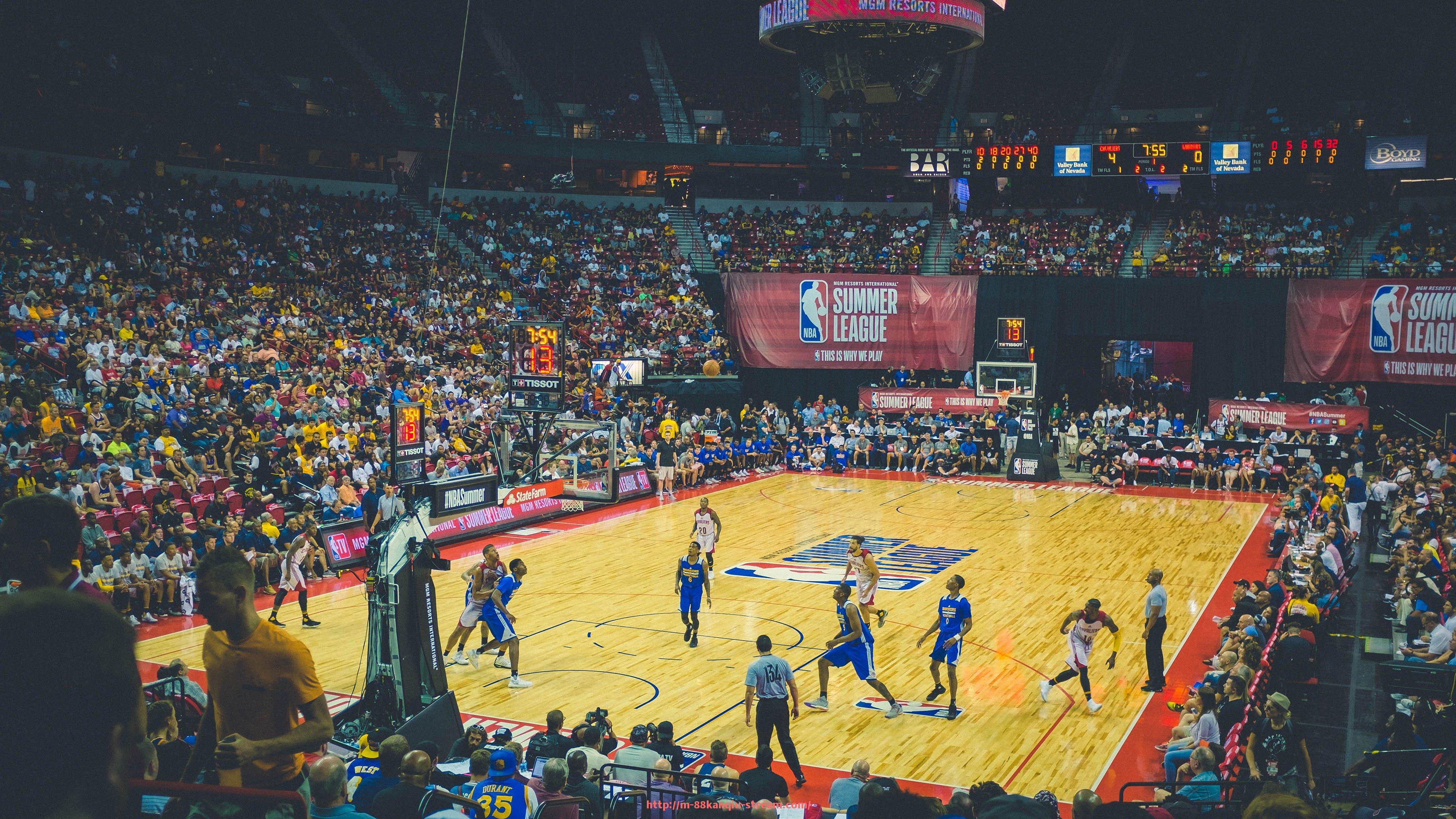 88看球网-世俱杯球衣品牌对年轻市场的适配分析及推广策略